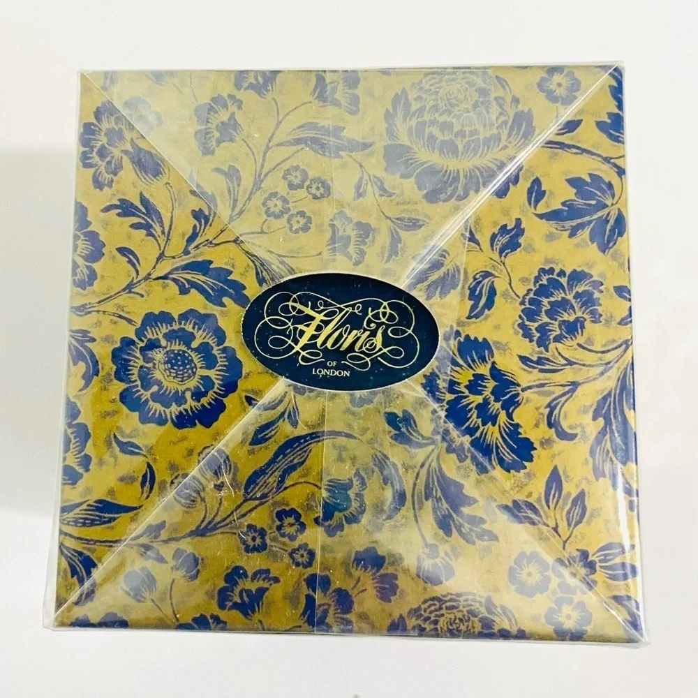 Floris London Perfumed Scented Candle New Tuberose & Vanilla